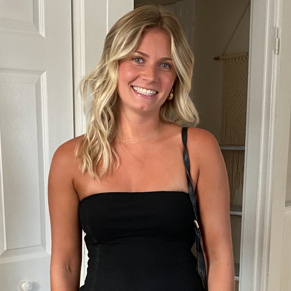 Meet your Posher, Nicole